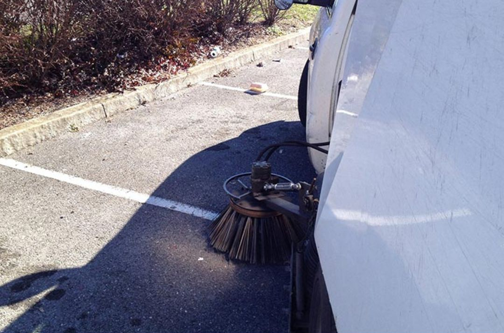 parking lot sweeper in Knoxville TN